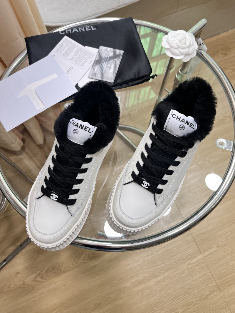 Ch**el sport shoes
